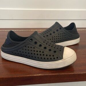 Skechers Kids’ Foamies Guzman Steps-Aqua Surge Water Shoe, size 1, Black